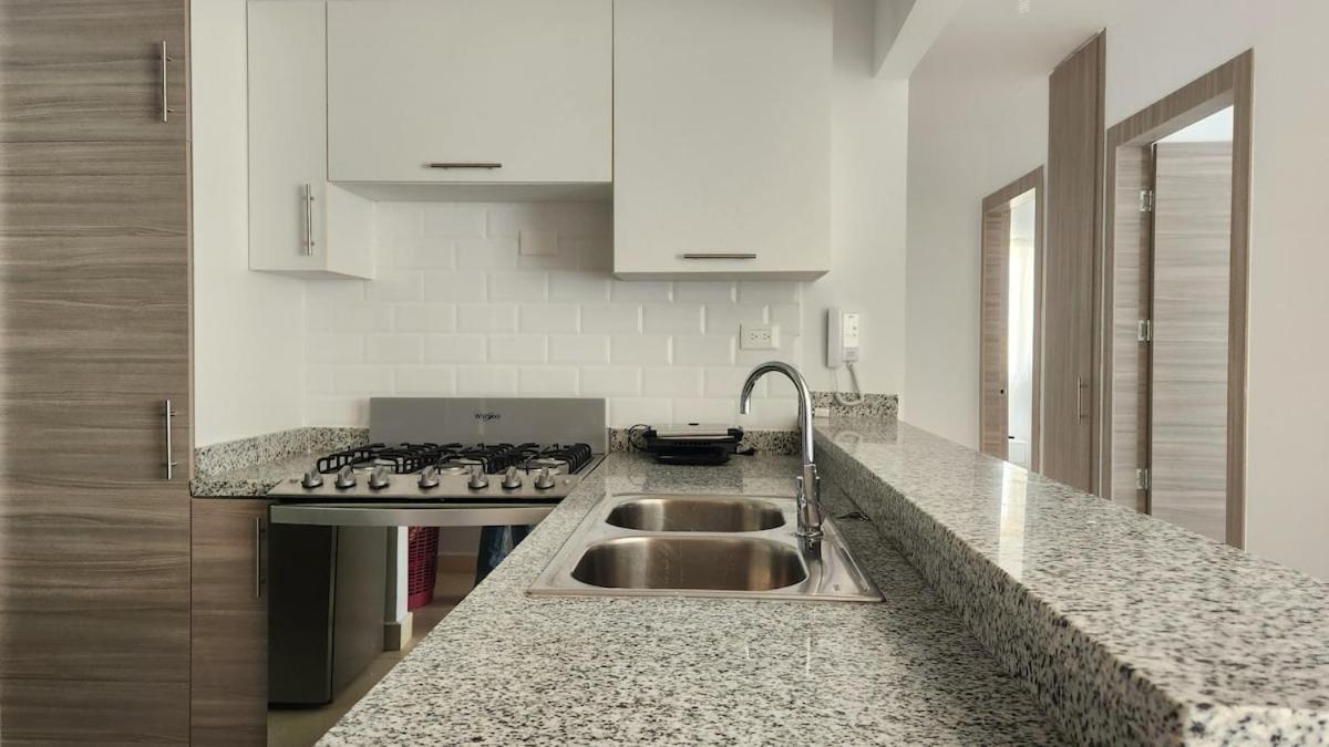 Crisfer Wifi Pool Kids Zone Ac Free Parking Apartment *