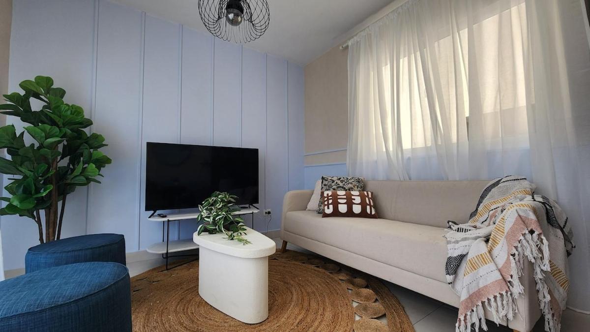 Apartment Crisfer Wifi Pool Kids Zone Ac Free Parking *