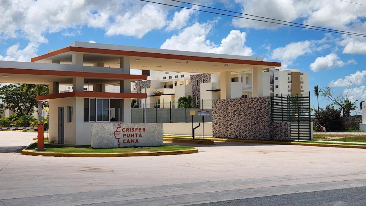 Apartment Crisfer Wifi Pool Kids Zone Ac Free Parking *
